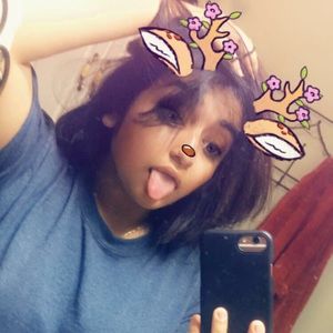 Meet your Posher, Jimena